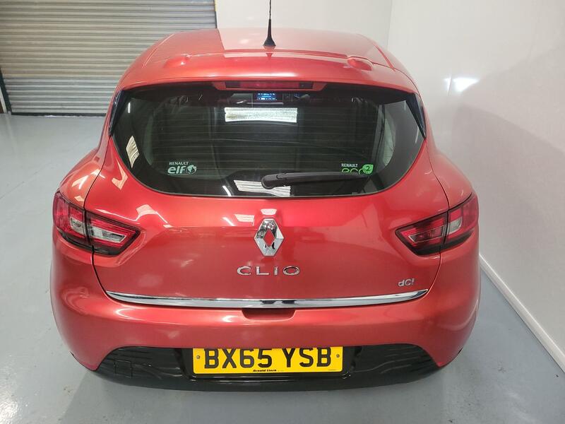 RENAULT CLIO
