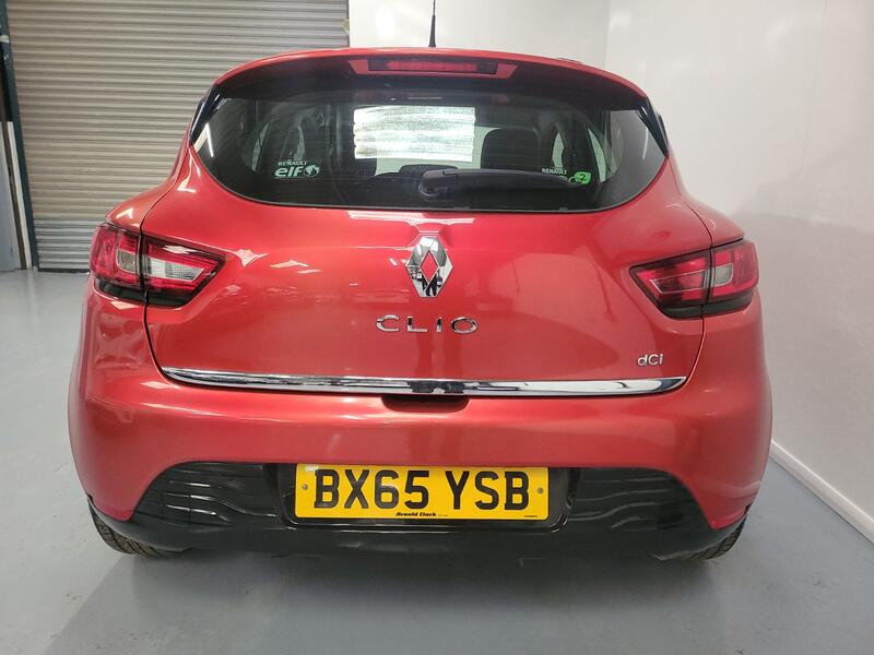 RENAULT CLIO