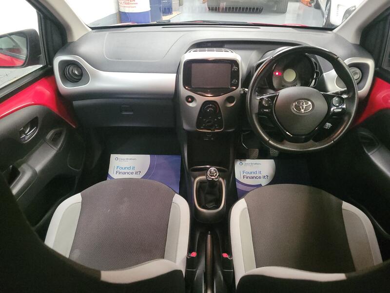 TOYOTA AYGO