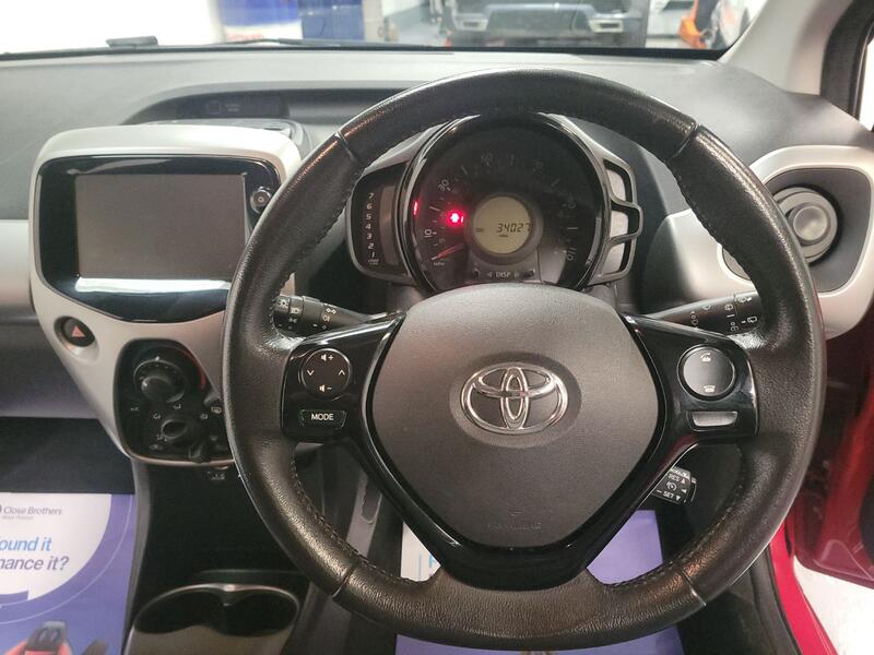 TOYOTA AYGO