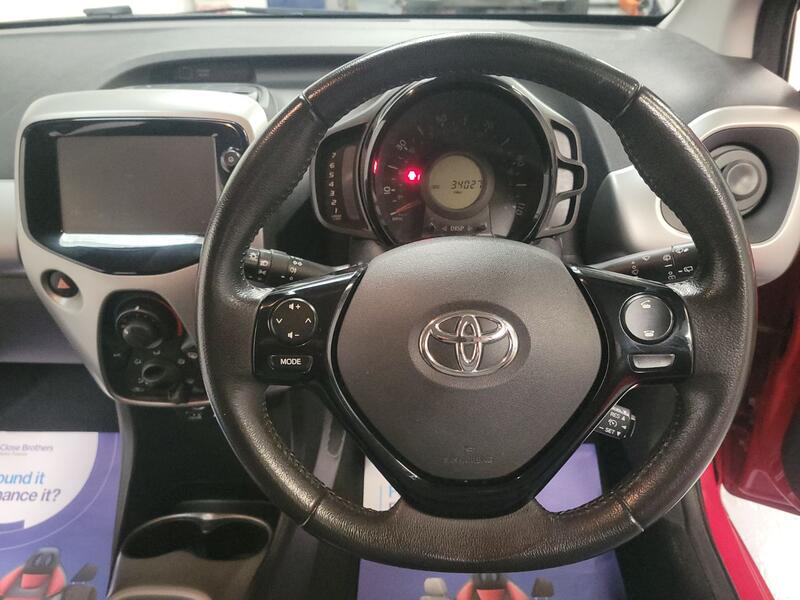 TOYOTA AYGO