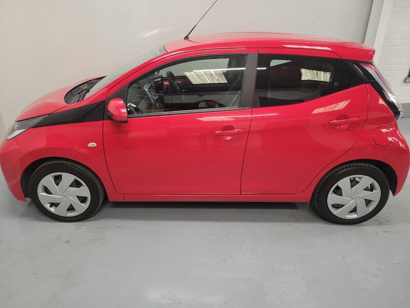 TOYOTA AYGO