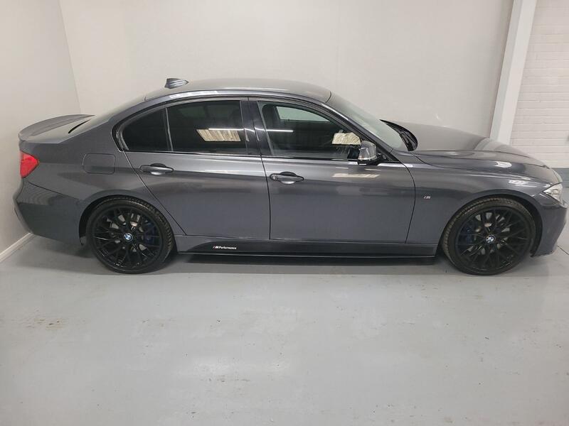 BMW 3 SERIES