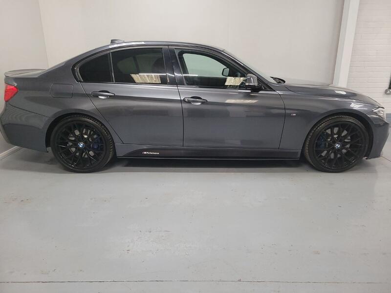 BMW 3 SERIES