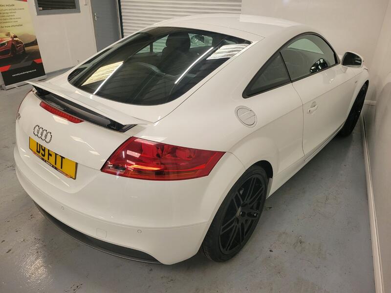 AUDI TT