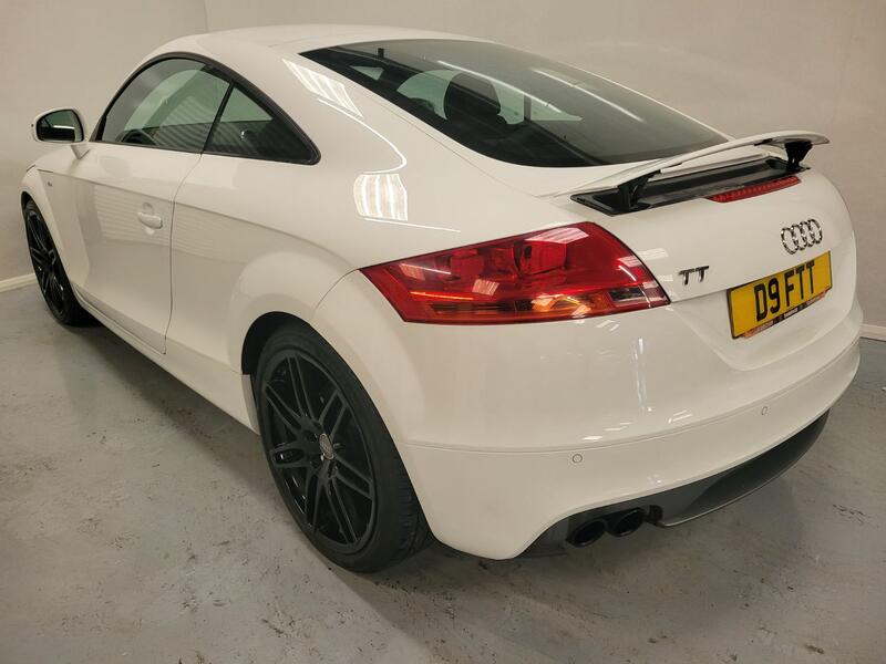 AUDI TT
