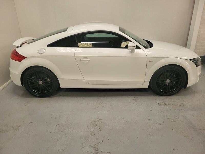 AUDI TT