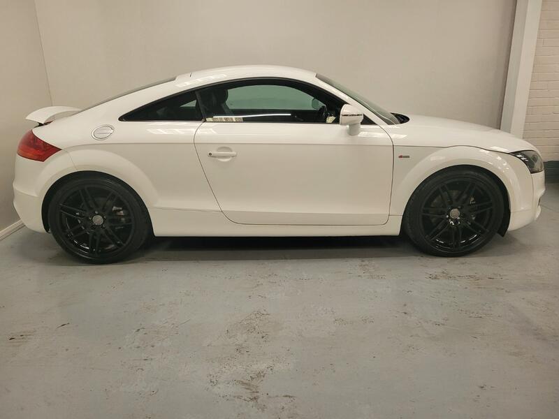 AUDI TT