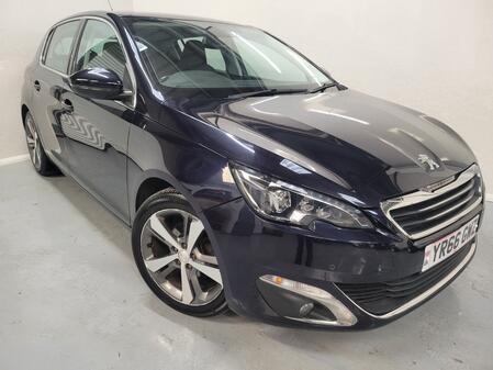 PEUGEOT 308 1.2 PureTech Allure