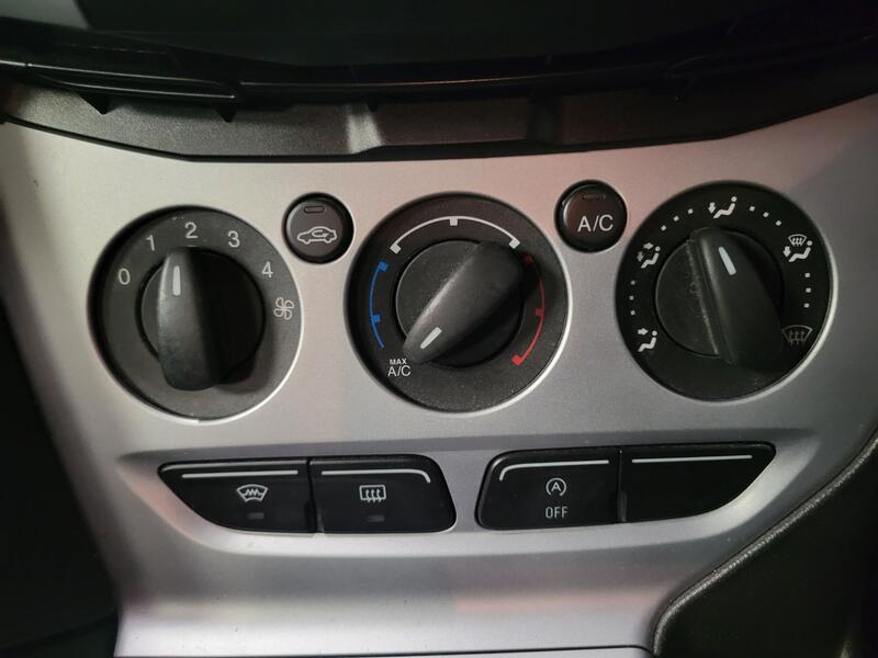 FORD FOCUS