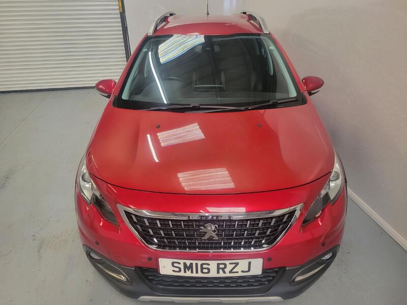 PEUGEOT 2008