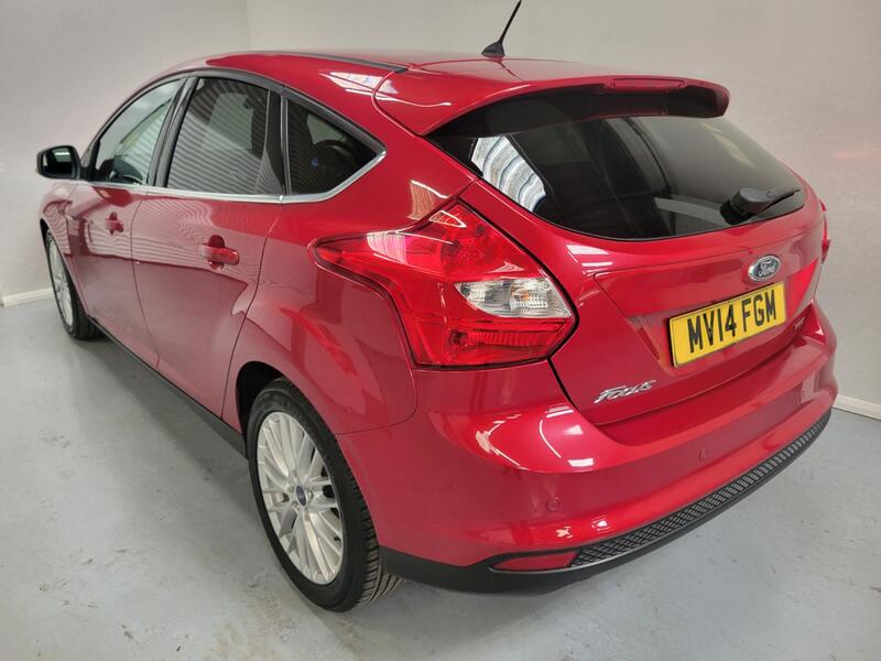 FORD FOCUS