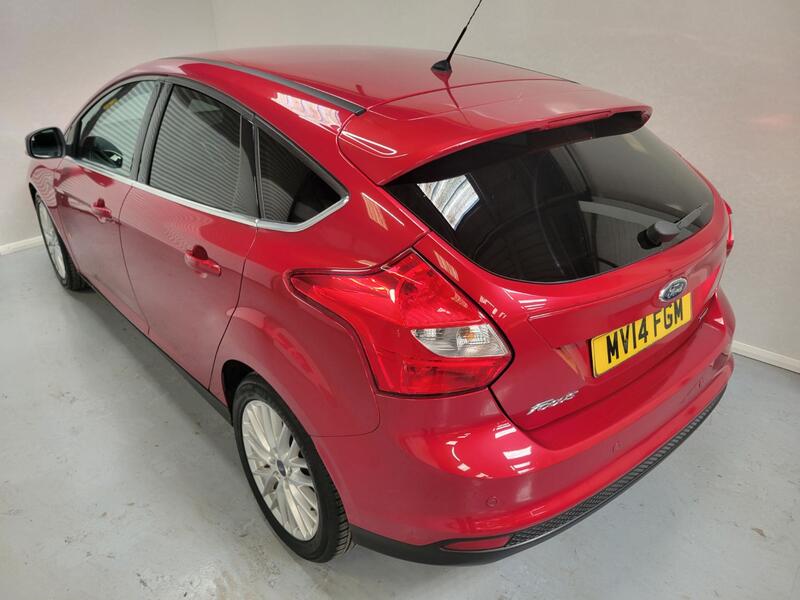 FORD FOCUS
