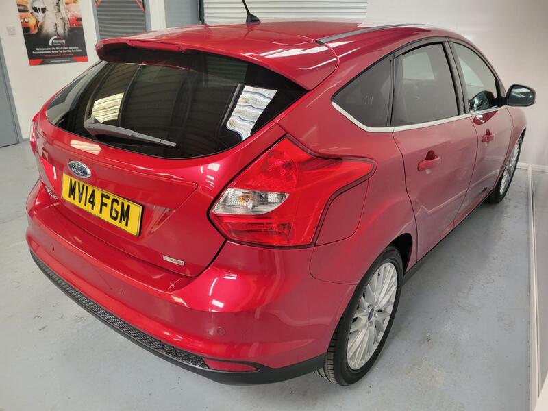 FORD FOCUS