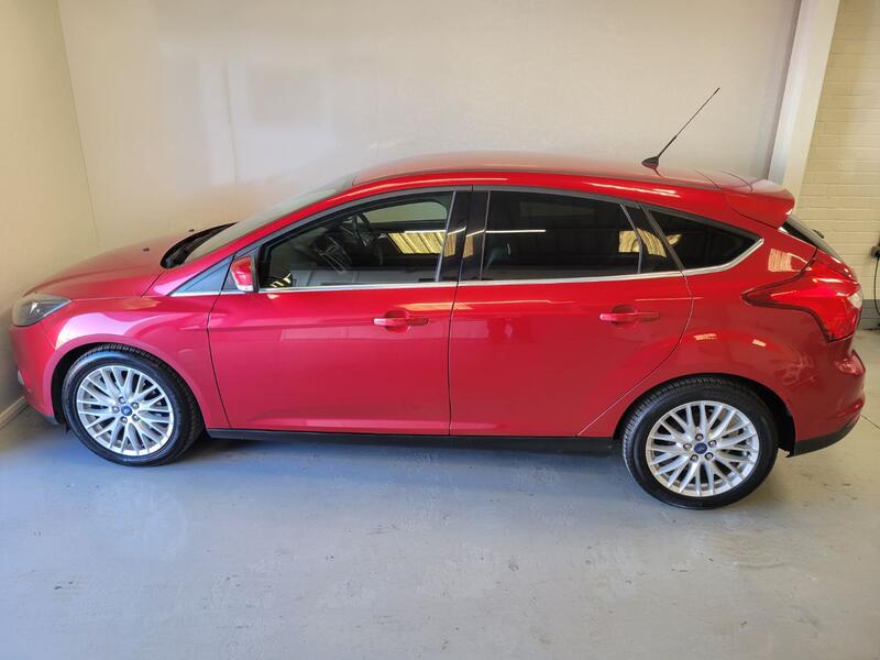 FORD FOCUS