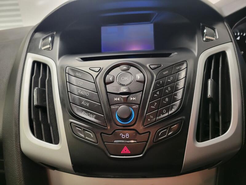 FORD FOCUS