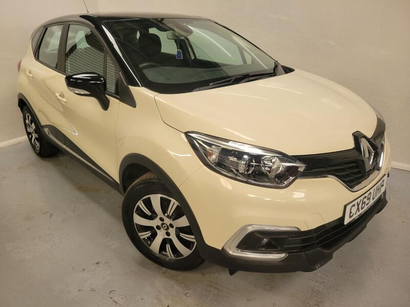 RENAULT CAPTUR 0.9 Play TCe 90 MY18