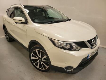 NISSAN QASHQAI 1.5 dCi Tekna