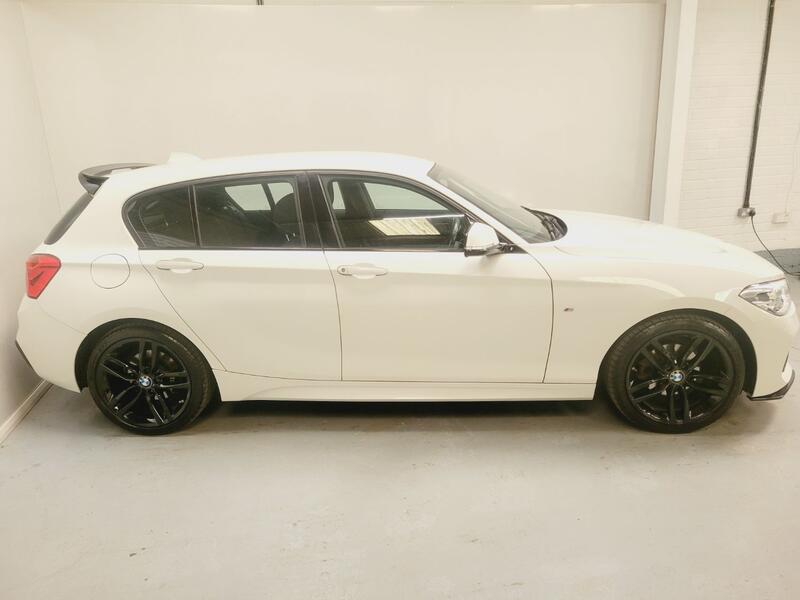 BMW 1 SERIES