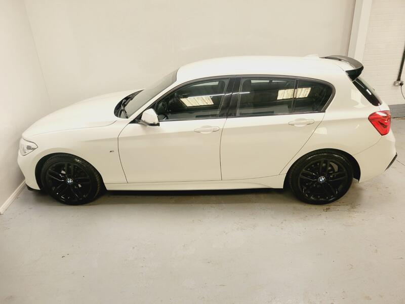 BMW 1 SERIES