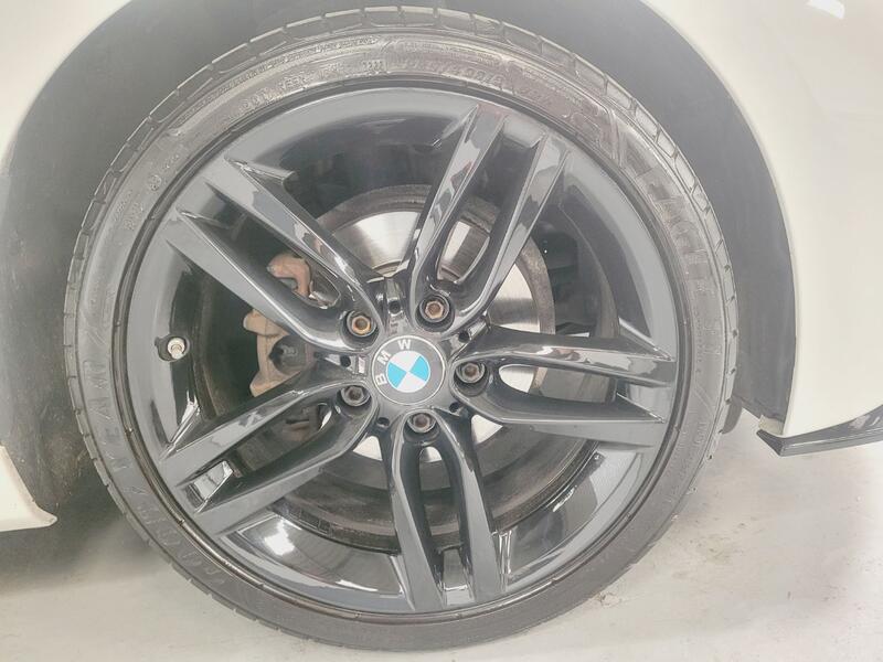 BMW 1 SERIES
