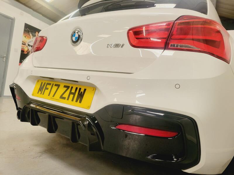 BMW 1 SERIES