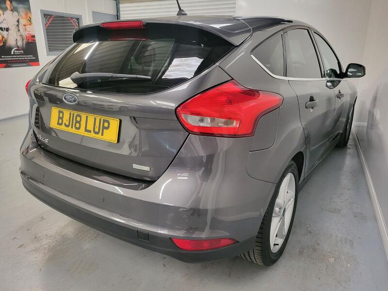 FORD FOCUS