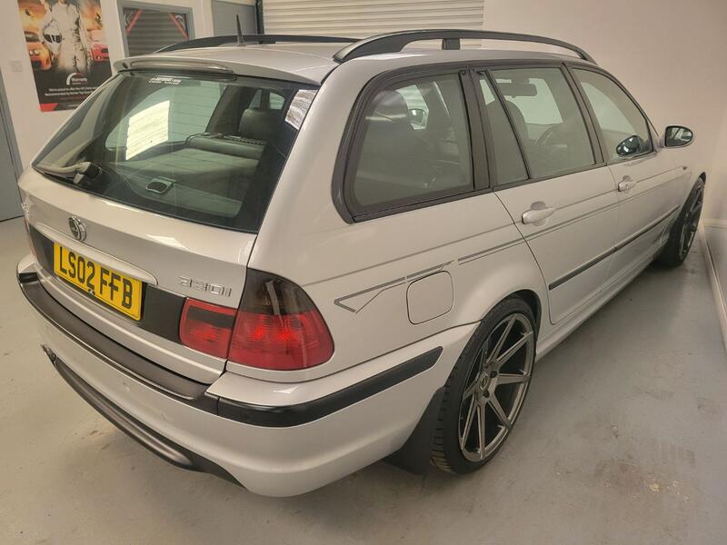 BMW 3 SERIES