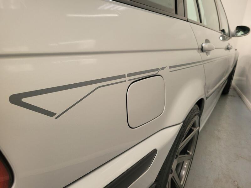 BMW 3 SERIES