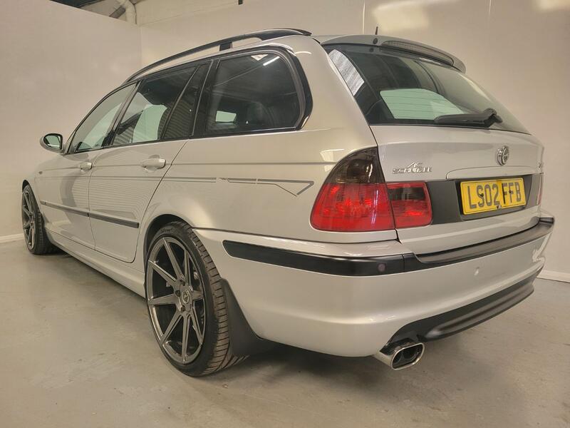 BMW 3 SERIES