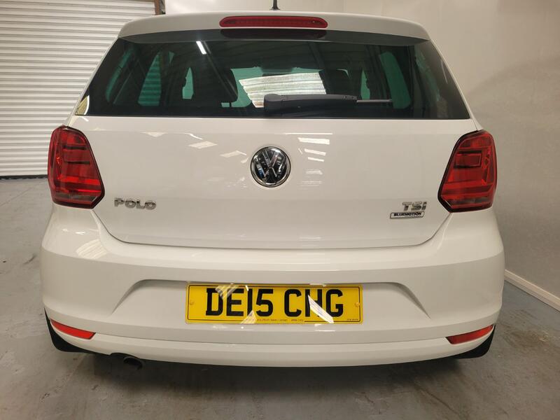 VOLKSWAGEN POLO