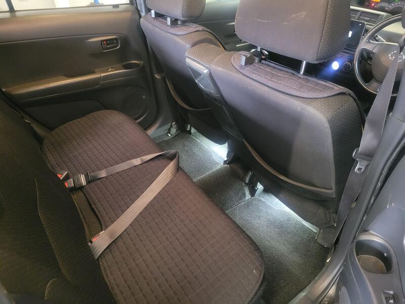TOYOTA BB