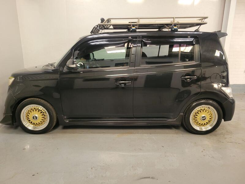 TOYOTA BB