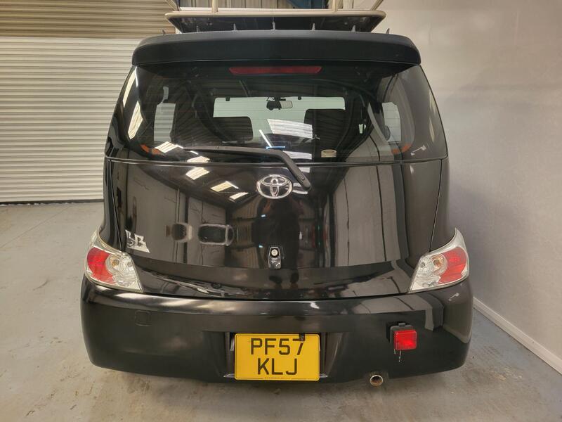 TOYOTA BB
